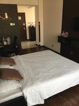 Aizunke Hotel Haiyang  Екстер'єр фото